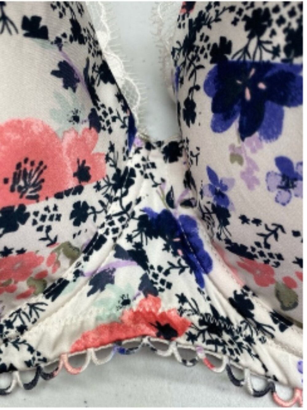 VS WHT FLORAL Dream Angels Lined Demi, 34DDD *P1044 - Picture 2 of 7